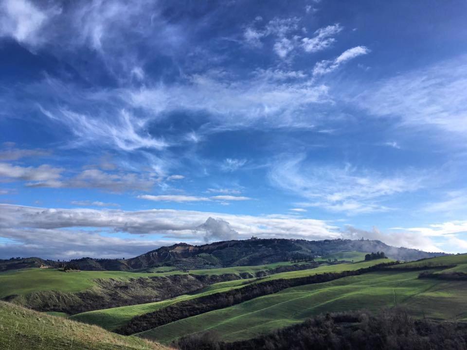 Agriturismo Alle Rose Volterra Luaran gambar